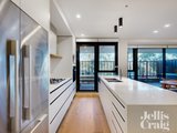 https://images.listonce.com.au/custom/160x/listings/28-sturt-street-essendon-vic-3040/920/01772920_img_01.jpg?i4iZDE874ow