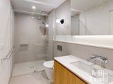 https://images.listonce.com.au/custom/160x/listings/28-sturt-street-essendon-vic-3040/920/01772920_img_20.jpg?IJmIlWeDvJ0