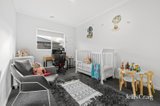https://images.listonce.com.au/custom/160x/listings/28-sydney-way-alfredton-vic-3350/577/01812577_img_06.jpg?ONdShqOWIaM
