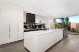 https://images.listonce.com.au/custom/160x/listings/28-taylor-street-moonee-ponds-vic-3039/660/00164660_img_04.jpg?q7k37K2-QPU