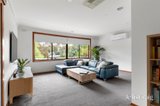 https://images.listonce.com.au/custom/160x/listings/28-thomson-drive-rosanna-vic-3084/319/01888319_img_07.jpg?VjLHHkYPQmE