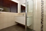 https://images.listonce.com.au/custom/160x/listings/28-tiverton-drive-mulgrave-vic-3170/298/01747298_img_05.jpg?-Tx4kArKXqk