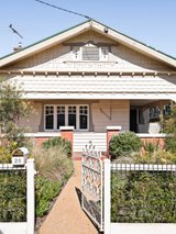 https://images.listonce.com.au/custom/160x/listings/28-traill-street-northcote-vic-3070/209/00986209_img_14.jpg?N3uiGigJ4Ok