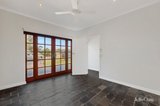 https://images.listonce.com.au/custom/160x/listings/28-vasey-street-bentleigh-east-vic-3165/481/01978481_img_14.jpg?I8KBD-IcvjA