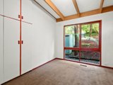 https://images.listonce.com.au/custom/160x/listings/28-woodhurst-grove-kalorama-vic-3766/959/01524959_img_09.jpg?kYZ6KjGkPHk