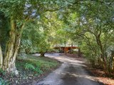 https://images.listonce.com.au/custom/160x/listings/28-woodhurst-grove-kalorama-vic-3766/959/01524959_img_16.jpg?_lc207oOm9s