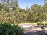 https://images.listonce.com.au/custom/160x/listings/28-zoe-drive-mount-helen-vic-3350/627/01576627_img_18.jpg?KBea37YJf2k