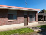 https://images.listonce.com.au/custom/160x/listings/280-beauchamp-street-kyneton-vic-3444/260/01700260_img_07.jpg?hmXhks1FgRU