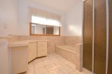 https://images.listonce.com.au/custom/160x/listings/2810-sherrard-street-ballarat-north-vic-3350/169/01738169_img_10.jpg?ztQo7JC5Ck4