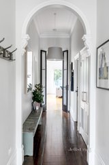 https://images.listonce.com.au/custom/160x/listings/283-albion-street-brunswick-vic-3056/338/01357338_img_17.jpg?fLu9MQuNCoM
