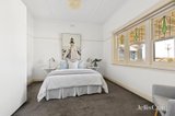https://images.listonce.com.au/custom/160x/listings/284-autumn-street-manifold-heights-vic-3218/060/01753060_img_03.jpg?qwRTyE2aix4