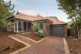 https://images.listonce.com.au/custom/160x/listings/2848-toorak-road-hawthorn-east-vic-3123/963/01631963_img_01.jpg?MZpzxb98Z70