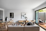 https://images.listonce.com.au/custom/160x/listings/2853-toorak-road-hawthorn-east-vic-3123/627/01811627_img_04.jpg?zaFqos0WEOQ