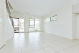 https://images.listonce.com.au/custom/160x/listings/286-snell-grove-oak-park-vic-3046/404/01724404_img_05.jpg?A-TwDsu1XsY