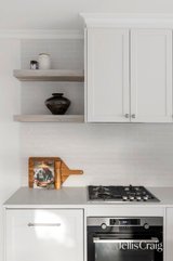 https://images.listonce.com.au/custom/160x/listings/287-greenwood-drive-watsonia-vic-3087/652/01948652_img_08.jpg?oW1Du0JwlOc