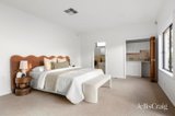 https://images.listonce.com.au/custom/160x/listings/287-greenwood-drive-watsonia-vic-3087/652/01948652_img_11.jpg?ykOgGE7EES0