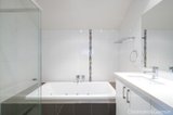 https://images.listonce.com.au/custom/160x/listings/287-ross-street-port-melbourne-vic-3207/853/01808853_img_07.jpg?PMEhWW2QfWU
