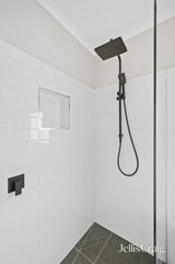 https://images.listonce.com.au/custom/160x/listings/287-warburton-highway-wandin-north-vic-3139/654/01778654_img_09.jpg?Uf3MzrGoPno