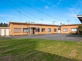 https://images.listonce.com.au/custom/160x/listings/288-90-ballarat-road-hamlyn-heights-vic-3215/291/01552291_img_08.jpg?ssZmerkA3wE