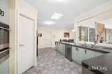 https://images.listonce.com.au/custom/160x/listings/289-harpers-road-woodend-vic-3442/993/01822993_img_04.jpg?IBP5skefU_w