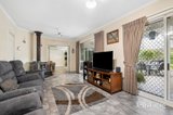 https://images.listonce.com.au/custom/160x/listings/289-harpers-road-woodend-vic-3442/993/01822993_img_06.jpg?6U2Z0JpZ_R4