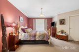 https://images.listonce.com.au/custom/160x/listings/289-harpers-road-woodend-vic-3442/993/01822993_img_08.jpg?AAwlR4QUK5E