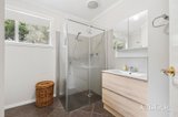https://images.listonce.com.au/custom/160x/listings/289-harpers-road-woodend-vic-3442/993/01822993_img_09.jpg?nP8788bzbPs