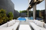 https://images.listonce.com.au/custom/160x/listings/28b-florence-street-brighton-east-vic-3187/974/01947974_img_15.jpg?SbiwyZqGj7c