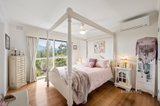 https://images.listonce.com.au/custom/160x/listings/29-alpine-boulevard-launching-place-vic-3139/953/01727953_img_07.jpg?eXMOkswWdMs
