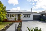 https://images.listonce.com.au/custom/160x/listings/29-banbury-road-reservoir-vic-3073/998/01888998_img_01.jpg?_sXWfa8FlE4