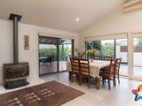 https://images.listonce.com.au/custom/160x/listings/29-barrowby-drive-woori-yallock-vic-3139/644/01524644_img_05.jpg?UfDQHkbXhIA