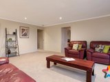 https://images.listonce.com.au/custom/160x/listings/29-barrowby-drive-woori-yallock-vic-3139/644/01524644_img_08.jpg?Li0Z-pJZ4cc