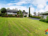 https://images.listonce.com.au/custom/160x/listings/29-barrowby-drive-woori-yallock-vic-3139/644/01524644_img_19.jpg?Qj8PzubfY3g