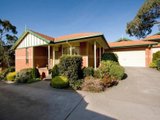 https://images.listonce.com.au/custom/160x/listings/29-beaufort-road-croydon-vic-3136/102/01525102_img_01.jpg?XWf_c5OYhqM