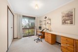 https://images.listonce.com.au/custom/160x/listings/29-beaulieu-avenue-lilydale-vic-3140/449/01701449_img_12.jpg?OXLaI2-ewaI