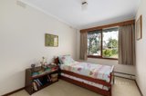 https://images.listonce.com.au/custom/160x/listings/29-bonnie-doone-street-briar-hill-vic-3088/666/01632666_img_13.jpg?ABIi-BFZ6ng