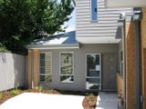 https://images.listonce.com.au/custom/160x/listings/29-brett-street-brunswick-vic-3056/472/01691472_img_01.jpg?sfgiigg3ljo
