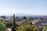 https://images.listonce.com.au/custom/160x/listings/29-caithness-crescent-glen-waverley-vic-3150/176/01705176_img_02.jpg?loE2lmJDExk