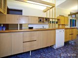 https://images.listonce.com.au/custom/160x/listings/29-celia-street-glen-iris-vic-3146/719/01658719_img_03.jpg?RaZ4j51yZpw