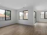 https://images.listonce.com.au/custom/160x/listings/29-coolong-terrace-doreen-vic-3754/867/00967867_img_03.jpg?iw7wiGNhcKw