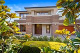 https://images.listonce.com.au/custom/160x/listings/29-dorset-street-glen-waverley-vic-3150/452/01908452_img_02.jpg?7GaJn8QxXHM