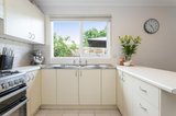 https://images.listonce.com.au/custom/160x/listings/29-eastmead-road-croydon-vic-3136/777/01984777_img_05.jpg?zpUxyW3P91o