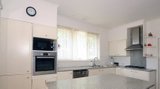 https://images.listonce.com.au/custom/160x/listings/29-edith-street-glen-waverley-vic-3150/149/01972149_img_07.jpg?uq4mQqzRep8