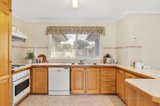 https://images.listonce.com.au/custom/160x/listings/29-ester-street-greensborough-vic-3088/021/00779021_img_03.jpg?jWuBwpcCNsw