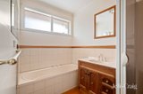 https://images.listonce.com.au/custom/160x/listings/29-garlepp-street-coldstream-vic-3770/647/01972647_img_07.jpg?AzSciiE8b54