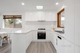 https://images.listonce.com.au/custom/160x/listings/29-glendale-court-kilsyth-vic-3137/533/01563533_img_05.jpg?qye91D8tFOk