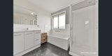 https://images.listonce.com.au/custom/160x/listings/29-glenfine-avenue-hamlyn-heights-vic-3215/145/01735145_img_02.jpg?QX7OpUuLaCE