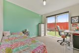 https://images.listonce.com.au/custom/160x/listings/29-glenfine-avenue-hamlyn-heights-vic-3215/145/01735145_img_08.jpg?H4W6TlOlHds