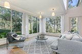 https://images.listonce.com.au/custom/160x/listings/29-green-avenue-mount-macedon-vic-3441/055/00634055_img_05.jpg?WyJOlieItzw