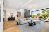 https://images.listonce.com.au/custom/160x/listings/29-guinevere-parade-glen-waverley-vic-3150/042/01651042_img_04.jpg?7QUnSpVyUhU